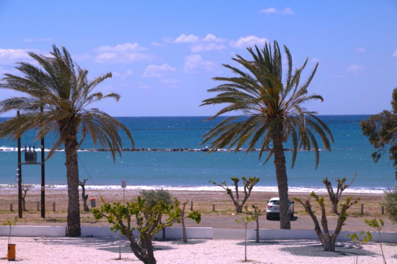 Blue Diamond Beach Villas Paphos Kültér fotó